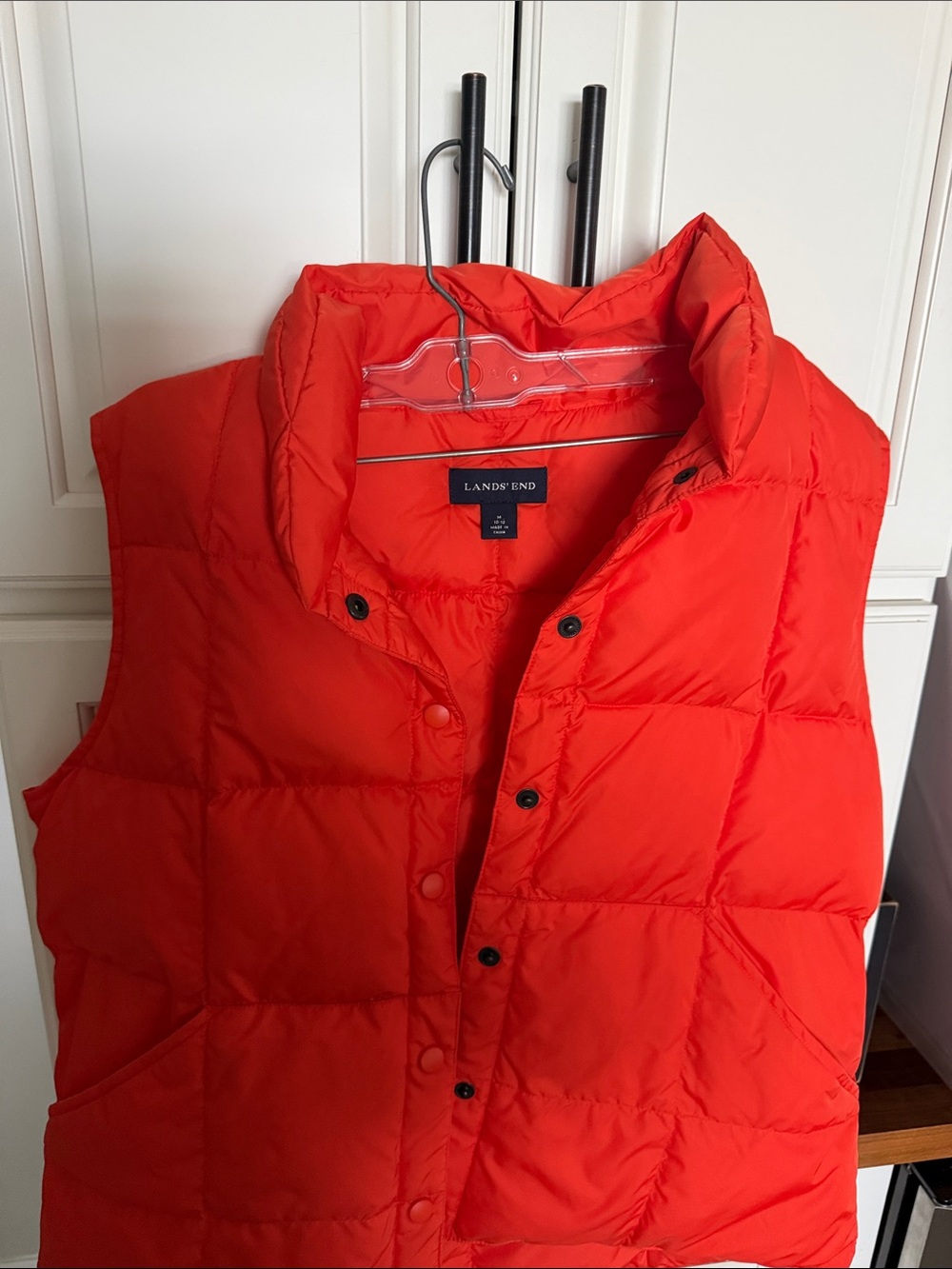 Lands' End unisex kids size M 10-12 puffer vest.